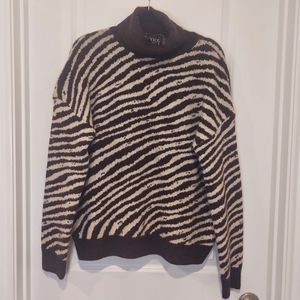 NWT Vici Collection Sweater Brown Cream Turtleneck size M